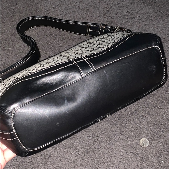 Beautiful Sturdy Coach Handbag - Picture 4 of 7